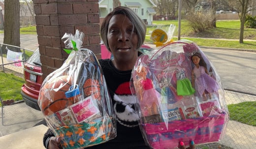 Mama tutu easter